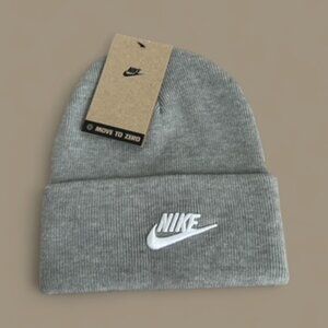 Nike Beanie Gray /White Child One Size Swoosh Logo Outdoor NWT